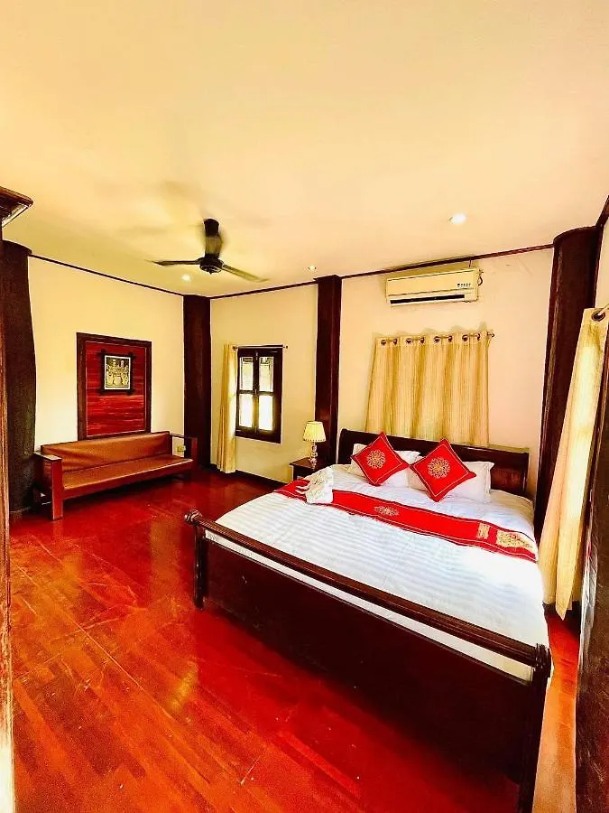 Vieng Savanh II Hotel Luang Prabang 3*,  Laos